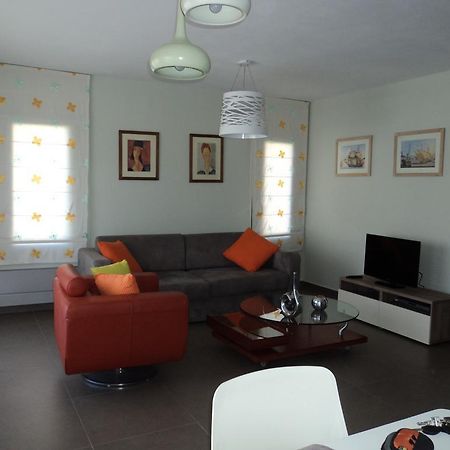 Violeta Apartments Лефкада Екстериор снимка