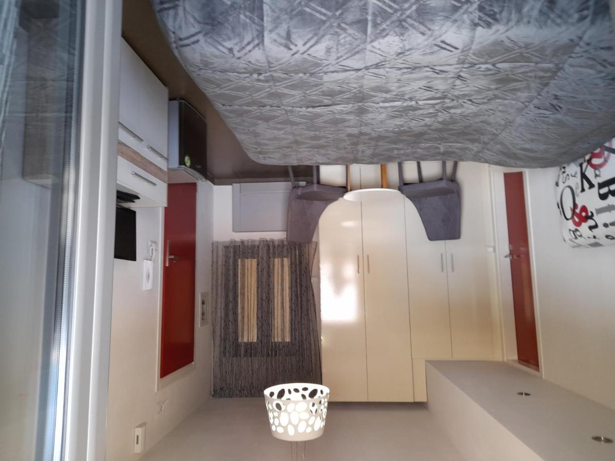 Violeta Apartments Лефкада Екстериор снимка